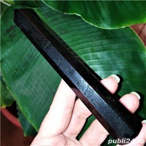 Bagheta Turmalina Neagra, 8 fatete