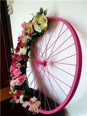 Decoratiune cu flori - imagine 4