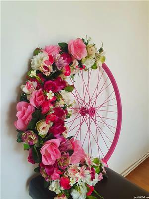 Decoratiune cu flori - imagine 7