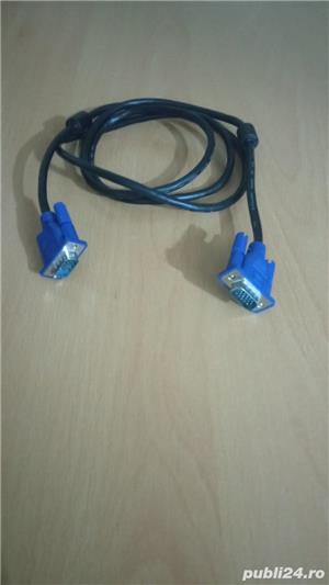 Vând Cablu VGA 15 pini pentru conectare PC la monitor .2 conectori 15 pini tata - imagine 3