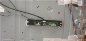 Dezmembrez smart tv Philips 49pus6581 12 - imagine 7