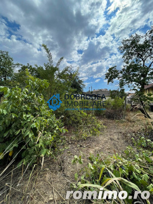 Zona Pacii, teren 802 mp, deschidere 14 ml - imagine 2