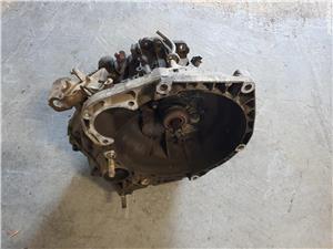 Cutie viteze manuala ALFA ROMEO 156 2.0 JTS an 2003 