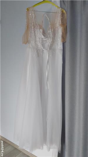 Vând rochie de mireasa + halat  - imagine 4