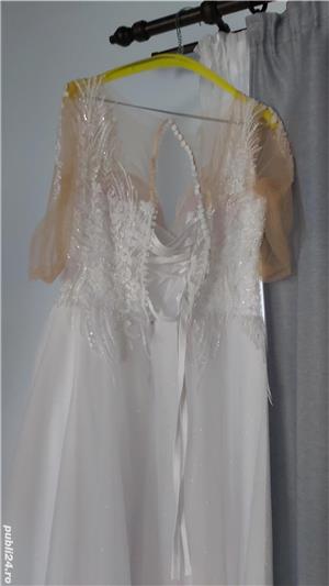 Vând rochie de mireasa + halat  - imagine 5