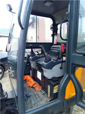 miniexcavator 2.2t, 320h - imagine 4