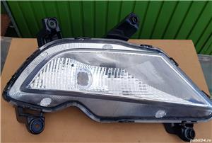 Proiector ceata dreapta hyundai i20 - imagine 2