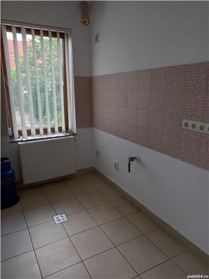 Vand apartament 2 camere,destinatie birou, situat ultracentral, cu destinația birou. - imagine 5