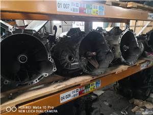 Cutie viteze vito 2,3 td - imagine 2