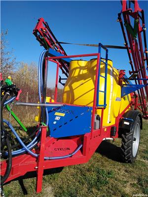 Instalatii de erbicidat tractate 1500l, 2000l, 2500l, 3000l - imagine 6