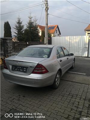 Dezmembrez mercedes C 220 cdi  - imagine 9