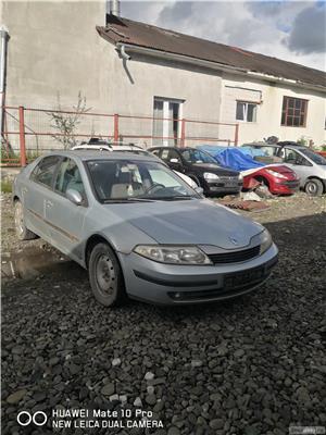 Dezmembrez renault laguna - imagine 5