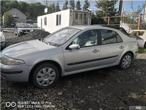Dezmembrez renault laguna - imagine 3