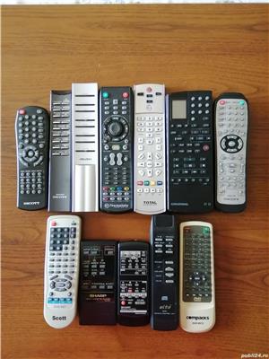 Vand telecomenzi originale diverse: