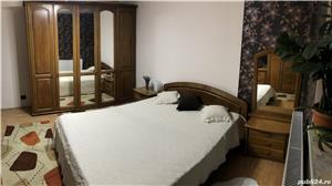 Vand apartament trei camere - imagine 3