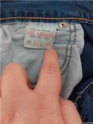 Blugi albastri usor evazati - imagine 2