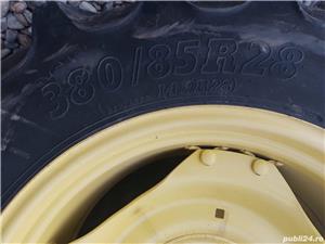 Roti aproape noi John Deer 5065 - imagine 3