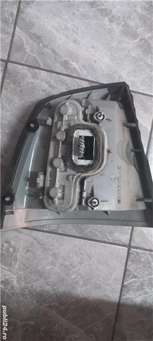 Vand stop dreapta spate Astra G - imagine 3