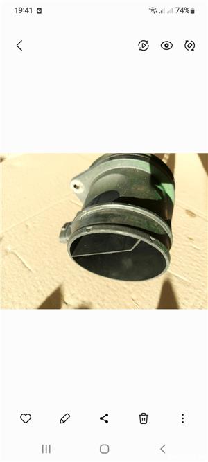 Debitmetru aer VOLVO 2.0 / 2.4 / d5 / 30785472 / 0281002972 / 8G9N-12B579-AA - imagine 2