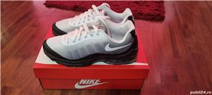 Vand pantofi sport originali Nike Air Max Invigor Print - imagine 4