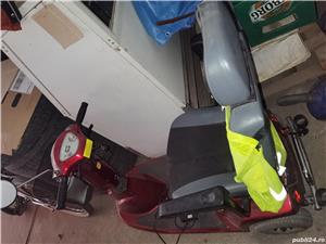 Carucior electric pentru persoane cu dezabilitati handicap