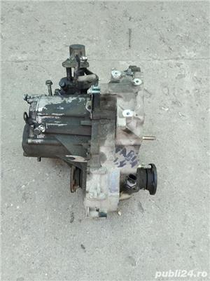 cutie viteza skoda fabia 1,4mpi cod motor aqw - imagine 2