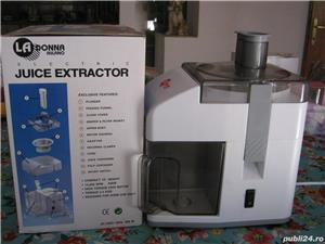 Storcator legume,fructe marca la donna ,milano,cu 2 pahare,1 gradat,perfect functional,200 w,cutie - imagine 2