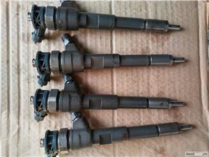 0445110652 H8201453073 166000121R Bosch Injector Dacia Dokker,Duster,Logan II,Sandero II,Renault 1.5 - imagine 3