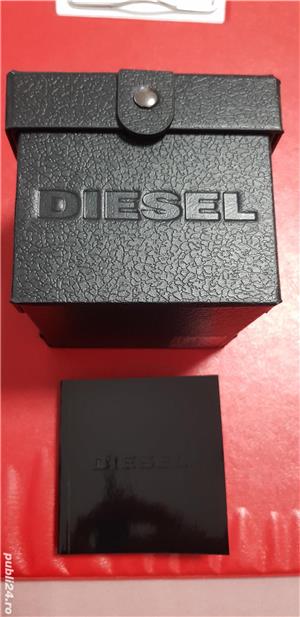 Vand ceas de mână DIESEL , rosu , NOU ! - imagine 2