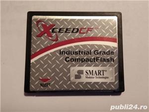 Vând card CF de 16GB