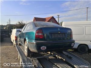 Dezmembrez skoda octavia - imagine 3