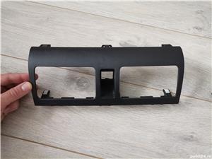 Vand Radio CD player Suzuki Swift 2005-2010 - imagine 2