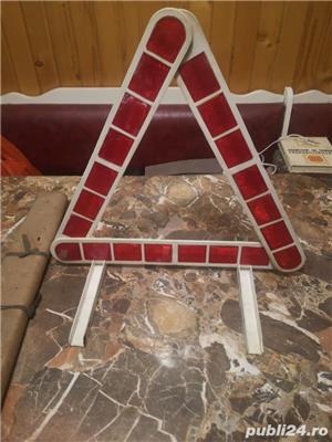 Triunghi reflectorizant