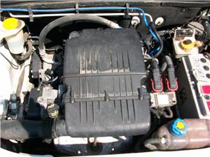 dezmembrez fiat punto motor 1,2 8v - 1,4 16v - 1,3 multijet 1,9 jtd - stilo 1,4 16 1,8 16v - 1,9 jtd - imagine 8