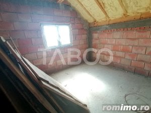 Casa individuala de vanzare 780 mp teren garaj pivnita in Daia Sibiu - imagine 10