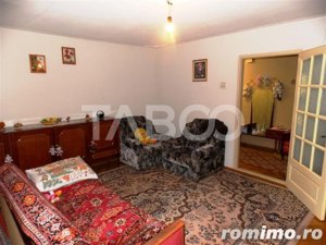 Casa individuala de vanzare 6 camere si 860 mp teren Gusterita - imagine 6