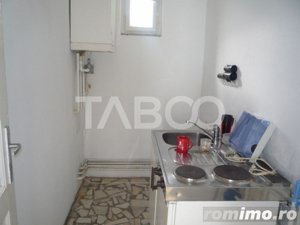 Spatiu de birouri 3 balcoane si o terasa in Sibiu 120 mp zona Centrala - imagine 19