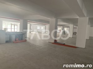 Spatiu comercial de inchiriat de 2200 mp zona Centrala in Sibiu - imagine 17