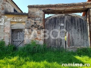 Teren de vanzare 4500 mp in centrul comunei Hamba judetul Sibiu - imagine 2