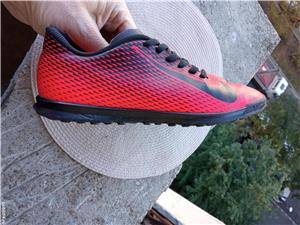 Adidasi sala Nike Bravata II, Turfy, mar. 39, UK 6 (24.5 cm)  Vietnam. - imagine 2