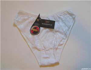 Chilot alb, cu etichetă - imagine 2