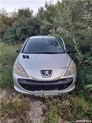 Dezmembrez Peugeot 206 +, 1.1i, an 2011 - imagine 2