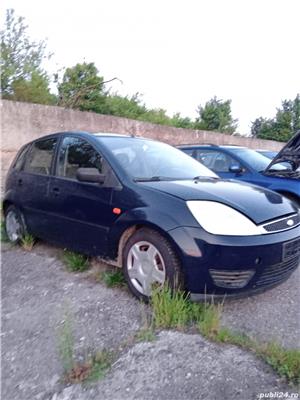 Dezmembrez Ford Fiesta 1.4 tdci an 2003 - imagine 2