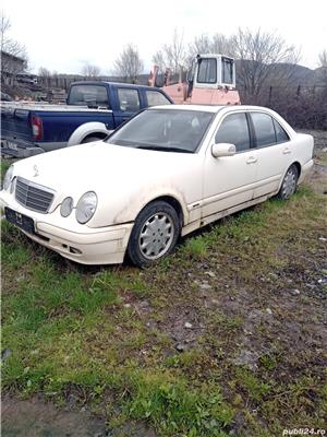 Dezmembrez Mercedes Benz E200 CDI Automatic (W210) 2.2 D (2148 cmc) an 2000 - imagine 7