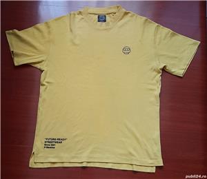 Tricouri Bershka mărimea 34, XS 