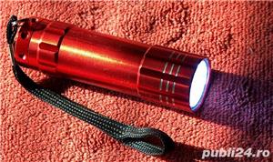 minilanternă cu 8 leduri 3 x 1,5V (AAA)