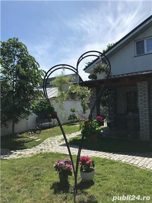 Pergola  flori inima  - imagine 3