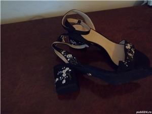 Sandale pentru ocazii deosebite - imagine 2