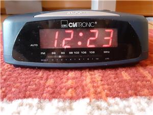 Radio cu ceas - imagine 3