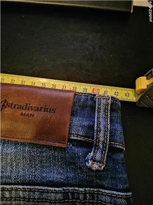 Stradivarius Man blugi barbati masura 42 Distressed fabricati in Spania - imagine 5